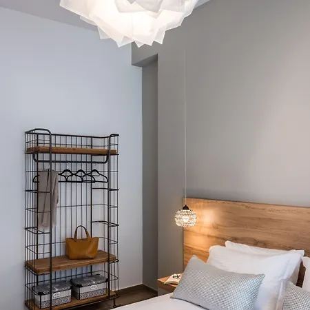 No17 Pireos Street Chania (Crete)