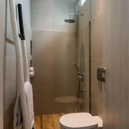 No17 Pireos Street * ハニア