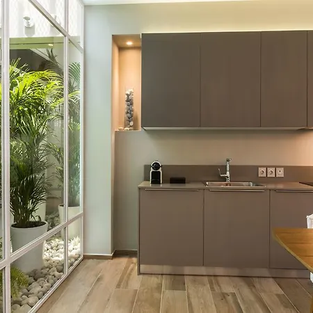 No17 Pireos Street Chania (Crete)